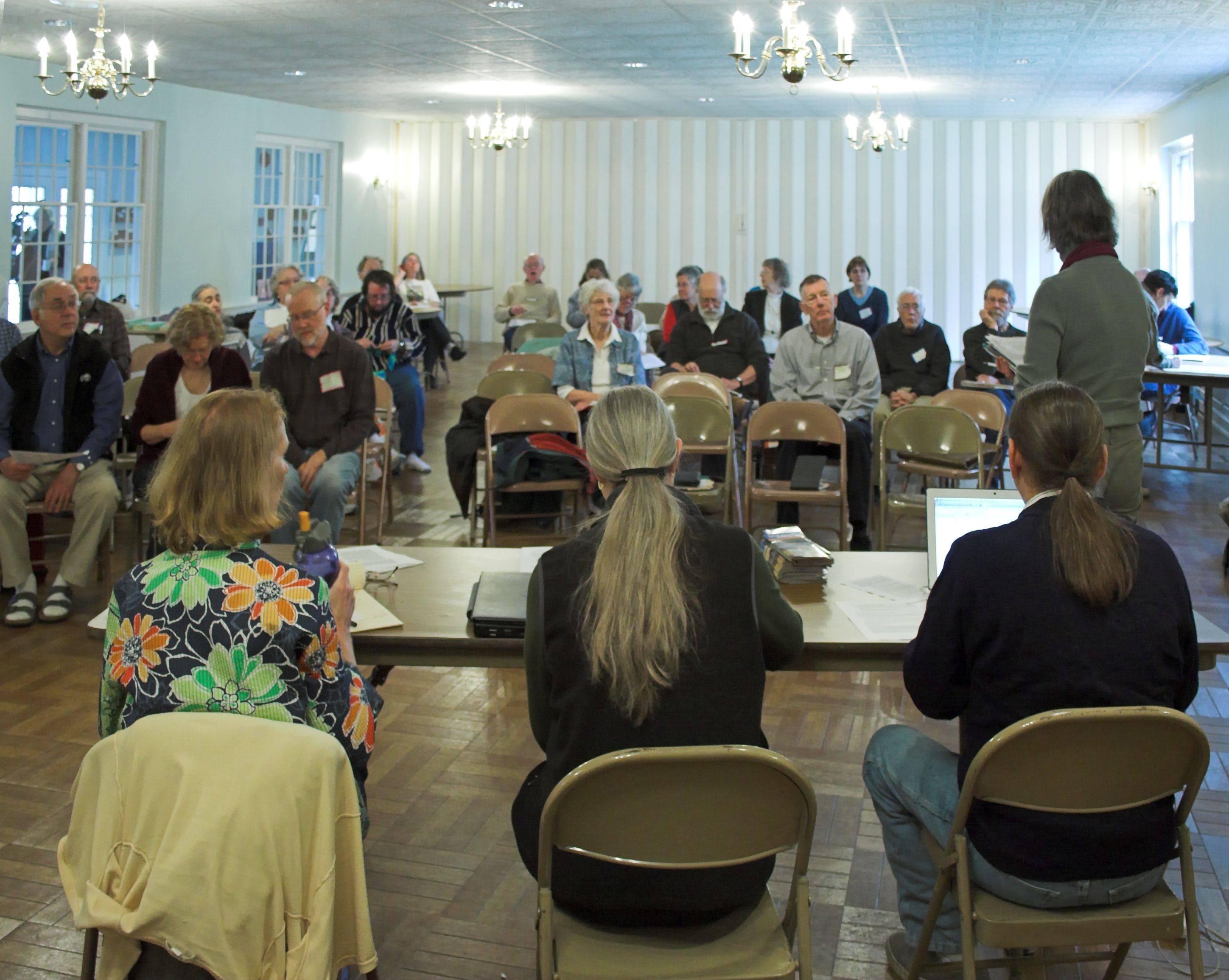 2012-repmtg-behind-facing-bench